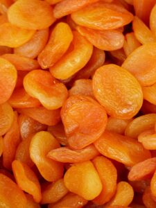 無添加の干し芋とドライフルーツ、ギフトに最適な相性は？